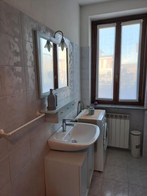 Appartamento Anna Lungo Fiume - Lago Maggiore Sesto Calende Kültér fotó
