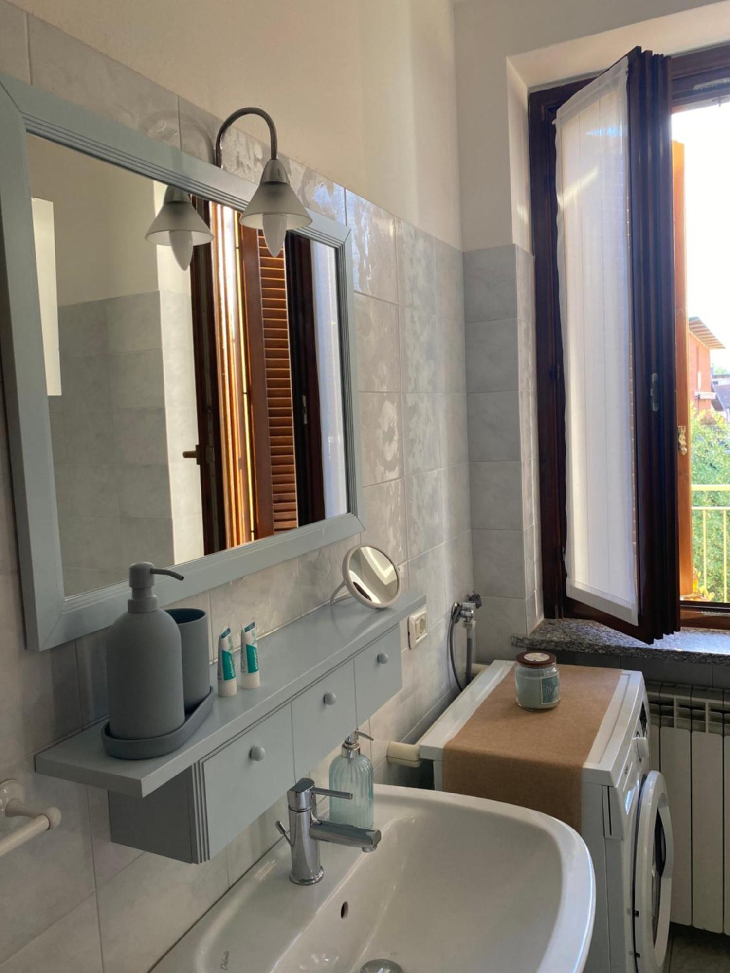 Appartamento Anna Lungo Fiume - Lago Maggiore Sesto Calende Kültér fotó